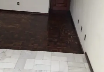 J. Imoveis vende otimo apartamento 2/4 Pituba armarios garagens