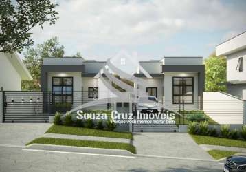 Casa de frente para rua  com amplo terreno de 210,00 m² - 3 qtos (01 suíte)