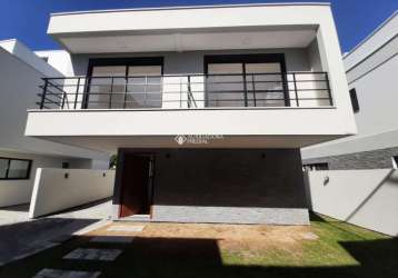 Casa com 3 quartos à venda na rua vista do sol, 116, campeche, florianópolis, 130 m2 por r$ 890.000