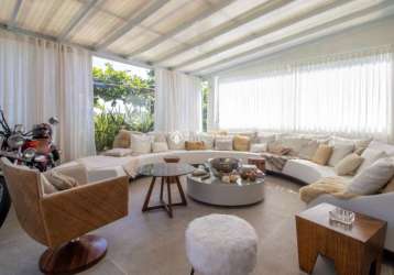Casa com 3 quartos à venda na avenida dos salmões, 1019, jurerê internacional, florianópolis, 450 m2 por r$ 9.750.000