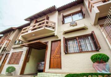 Casa com 3 quartos à venda na rua vera cruz, vila ipiranga, porto alegre, 153 m2 por r$ 695.000