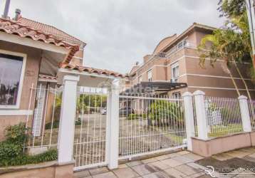 Casa em condomínio fechado com 3 quartos à venda na rua paraguá, 60, vila assunção, porto alegre, 159 m2 por r$ 1.300.000