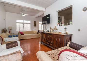 Casa com 3 quartos à venda na rua bernardo guimarães, 148, partenon, porto alegre, 235 m2 por r$ 522.500