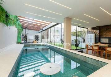 Casa com 4 suítes e piscina - 700,00 m² - r$ 4.800.000,00 - mercês - curitiba-pr