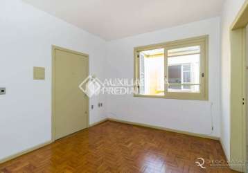 Apartamento com 1 quarto à venda na rua barão do gravataí, 671, menino deus, porto alegre, 24 m2 por r$ 145.000