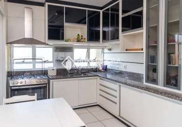 Apartamento com 3 quartos à venda na avenida ipiranga, 710, praia de belas, porto alegre, 125 m2 por r$ 650.000