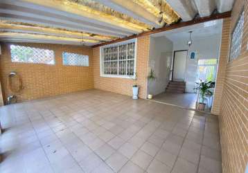 Casa com 4 quartos à venda na avenida senador pinheiro machado, 428, marapé, santos, 199 m2 por r$ 720.000