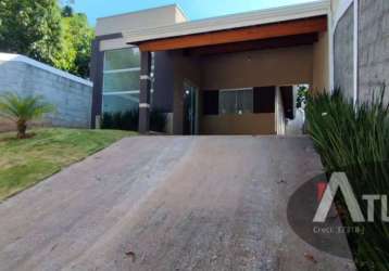 Casa á venda - 150 m² de área construída - com piscina em mairiporã/sp