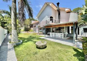 Casa em condomínio fechado com 4 quartos à venda na rua biritiba mirim, 852, paisagem renoir, cotia, 408 m2 por r$ 1.650.000