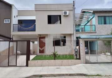 Casa com 3 quartos à venda na rua sol nascente, 385, lomba do pinheiro, porto alegre por r$ 575.000