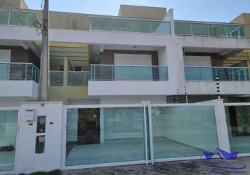 Casa com 3 quartos à venda na rua clevelândia, 60, brejatuba, guaratuba, 157 m2 por r$ 1.200.000