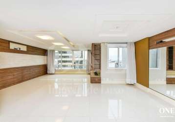 Apartamento com 2 quartos à venda na avenida luiz manoel gonzaga, 187, petrópolis, porto alegre por r$ 1.330.000