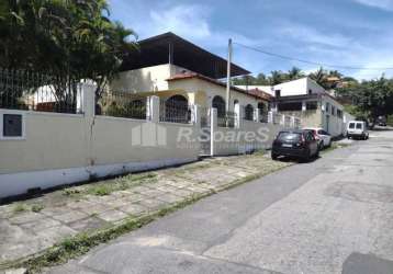 Casa com 3 quartos à venda na rua alagoinha, jardim sulacap, rio de janeiro, 200 m2 por r$ 950.000