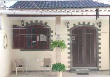 Casa com 2 quartos à venda na avenida pirpirituba, realengo, rio de janeiro, 70 m2 por r$ 185.000