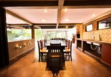 Casa comercial com 3 salas para alugar na avenida gabriel de lara, 1155, joão gualberto, paranaguá, 243 m2 por r$ 6.000