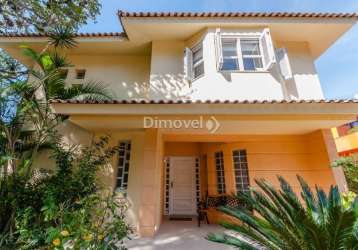 Casa com 4 quartos à venda na rua chiriguano, 265, vila assunção, porto alegre por r$ 1.690.000