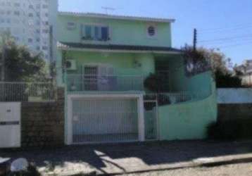 Casa comercial com 3 salas à venda na rua doutor barcelos, 654, tristeza, porto alegre por r$ 1.277.000