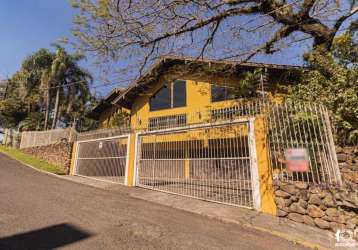 Casa com 6 quartos à venda na rua oliveira braga, 125, freitas, sapucaia do sul por r$ 1.950.000