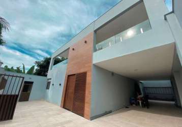 Casa em condomínio fechado com 4 quartos à venda na travessa carnaúba, stiep, salvador, 450 m2 por r$ 995.000
