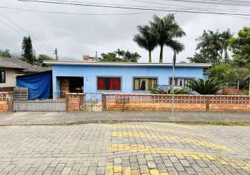 Casa à venda com 3 dormitórios no bairro rio morto - indaial/sc