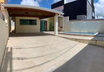 Casa nova com piscina para venda