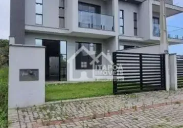 Sobrado balneário volta a mundo i apenas 650 metros do mar.