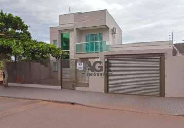 Sobrado com 4 dormitórios à venda, 277 m² por R$ 880.000,00 - Pq dos Estados - Santa Terezinha de Itaipu/PR