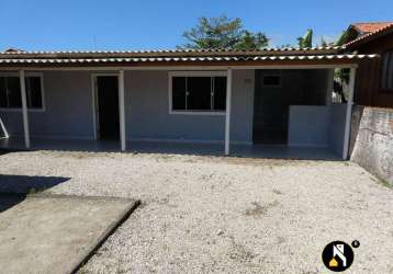 CASA NO BAIRRO PRAÇA TIJUCAS SC