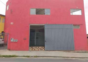 Predio a venda no bairro juliana com 2 apartamentos e 1 loja