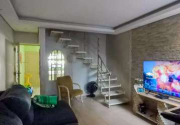 Sobrado para alugar e vender com 3 quartos, 250m²