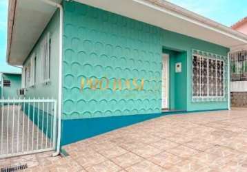 Casa com 3 quartos à venda na rua tenente olímpio costa, 1, coloninha, florianópolis por r$ 759.000