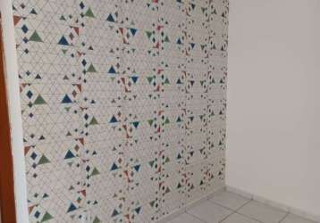 Apartamento com 3 quartos para alugar na Rua Carlindo Costa Ferreira, 80, Tropical (Justinópolis), Ribeirão das Neves por R$ 790