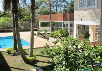 Casa em condomínio fechado com 4 quartos à venda na rua jambo, jardim belizário, cotia, 400 m2 por r$ 1.400.000