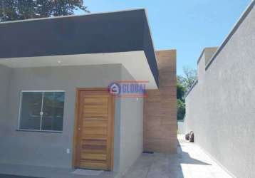 Casa com 2 quartos à venda na rua álvaro ferreira de almeida, ubatiba, maricá, 69 m2 por r$ 399.000