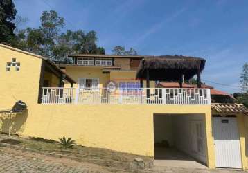 Casa com 4 quartos à venda na rua dilson antônio legentil, flamengo, maricá, 300 m2 por r$ 840.000