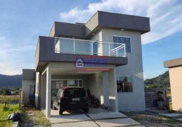 Casa em condomínio fechado com 4 quartos à venda na estrada de pindobas, pindobas, maricá, 240 m2 por r$ 629.000