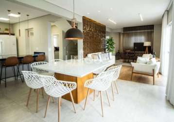 Cobertura com 3 suites, 220 m² - venda por r$ 2.200.000 ou aluguel por r$ 17.330/mês - centro - jundiaí/sp