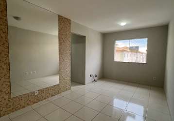 Alugo apartamento 3/4 sendo um suíte