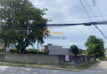 Terreno à venda com 971m²  plano no bairro capoeiras em florianópolis/sc.
