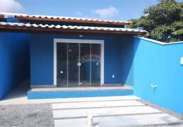 Casa com 2 dormitórios em manu manuela (casa azul)