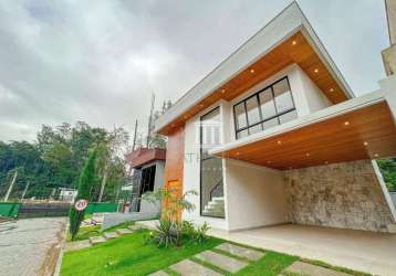 Casa com 4 dormitórios à venda, 200 m² por r$ 1.150.000,00 - posse - teresópolis/rj