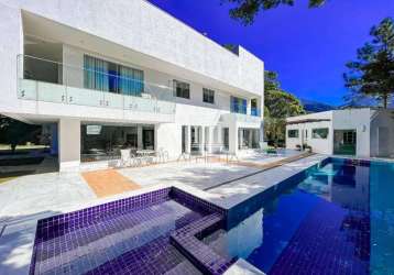 Casa com 4 suítes à venda, 700 m² por r$ 4.250.000 - comary - teresópolis/rj
