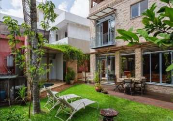 Casa com 5 quartos à venda na avenida professor rubens gomes de souza, --, jardim cordeiro, são paulo por r$ 5.900.000