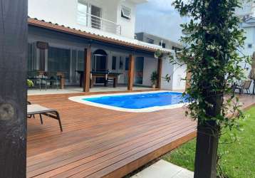 Moderna casa com 3 suítes à venda em jurerê - florianópolis/sc