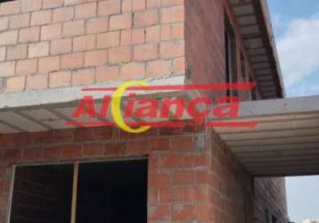 Sobrado novo à venda, com 3 quartos sendo 1 suíte, 8 vagas, próximo ao centro de guarulhos