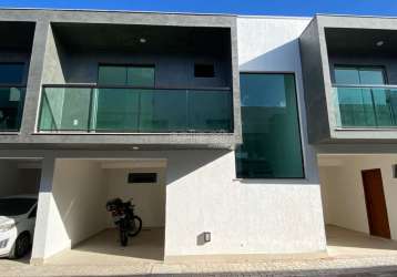 Casa em condomínio fechado com 2 quartos à venda na rua das ágatas, marilândia, juiz de fora, 102 m2 por r$ 409.000