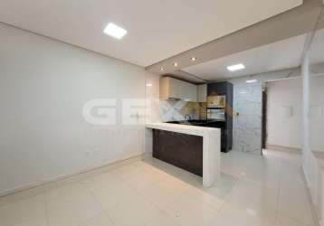 Apartamento com área privativa, sauna, 02 quartos, 01 suíte, rua das oliveiras, manoel valinhas.