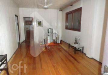 Casa em condomínio fechado com 3 quartos à venda na rua caramuru, 397, centro, canoas por r$ 690.000