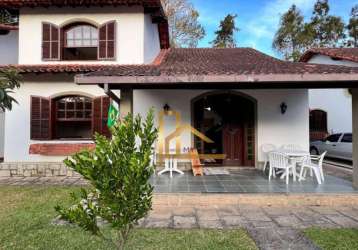 Casa com 3 dormitórios 1 suíte à venda, 171 m² por r$ 890.000 - ermitage - teresópolis/rj