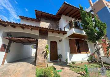 Casa com 4 quartos à venda na rua gaston englert, 522, vila ipiranga, porto alegre por r$ 1.350.000